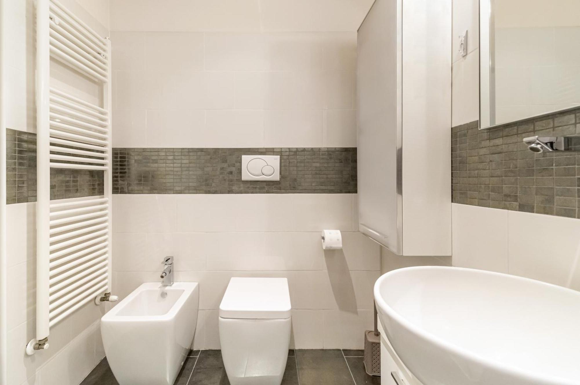 Porta Tufi Luxury Apartment With Private Parking! 锡耶纳 外观 照片